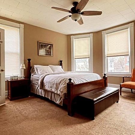 Point Breeze Guest House 피츠버그 외부 사진